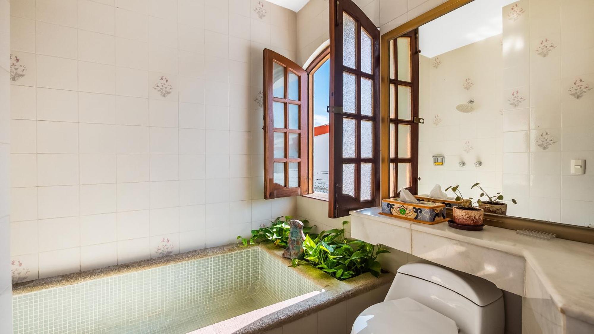 Casa Luana: Luxury Oasis Designer With Pool And Garden Villa Puerto Vallarta